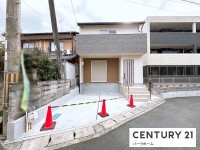 JR瀬田駅徒歩12分！モダンなデザインの2階建て3ＬＤＫ！浴室乾燥機！
浴室ＴＶ付！緑豊かな住宅地に佇む理想のマイホーム