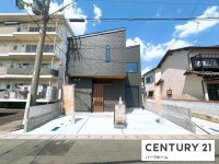 駐車2台可！JR草津駅歩15分！上部吹抜で開放感のあるＬＤＫ！南西向き！
日当たり・通風良好！全居室6帖以上！充実した設備が整っています。


