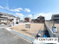建築条件付！閑静な住宅地で、子育てしやすい環境です！
周辺には商業施設や公園などもあり、生活に便利な立地です
