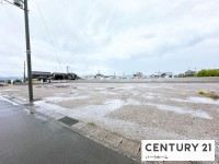 建築条件付！土地50.09坪！住まいの夢をお手伝いします！
天然木の【耳】つき一本丸ごとサービスで、造作家具付
