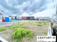 建築条件付！JR手原駅歩14分！閑静な住宅地！
天然木の【耳】つき一本丸ごとサービスで、造作家具付



