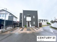 駐車3台可！オール電化住宅！太陽光発電システム7.58kw！4LDK！全居室収納有！