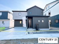 並列駐車2台可！オール電化！スマートキー！フラット35S利用可！
耐震等級3取得！断熱等級6取得！長期優良住宅！スーパー、コンビニ徒歩圏内です！