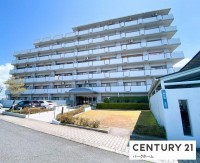 JR膳所駅歩4分！2025年5月 内装リフォーム済！専用庭あり！階下住戸なし！即御引き渡し可能です！

