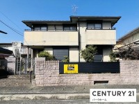 滋賀県草津市を中心とした不動産売買のセンチュリー21 パークホーム｜スタッフのオススメ物件や、オープンハウス・現地説明会など最新情報をお届け 旧・エス・バイ・エル施工のお家！守山駅歩26分！広々敷地53坪＋4SLDK！オール電化！大きな納戸とWICあり！広々したお庭スペース！周辺環境充実！縁側あり！