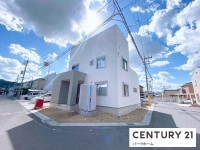 駐車2台！オール電化住宅！太陽光発電6.65KW搭載！耐震等級3取得！
角地！土地55.85坪！充実した設備が整っています


