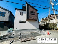 長期優良住宅！並列駐車2台可！京阪石坂線「石山寺」駅歩3分！角地！NURO光・制震ダンパー搭載物件！安心して生活できる仕様が魅力です！
