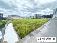 建築条件無！JR栗東駅徒歩9分！守山・栗東2WAYアクセス！南西角地！更地！お好きなハウスメーカー、工務店で建築できます！