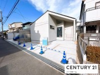 オール電化住宅！南西向き！吹抜け・中庭のある家！

周辺にはお買い物やお出かけに便利な施設が充実しています。

