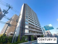 滋賀県草津市を中心とした不動産売買のセンチュリー21 パークホーム｜スタッフのオススメ物件や、オープンハウス・現地説明会など最新情報をお届け JR南草津駅徒歩5分！15階建ての最上階！築4年の築浅マンション！
リビングに床暖房あり！南東向きで日当たり、風通し良好！周辺環境充実！



