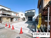 滋賀県草津市を中心とした不動産売買のセンチュリー21 パークホーム｜スタッフのオススメ物件や、オープンハウス・現地説明会など最新情報をお届け ＺＥＨ水準省エネ住宅！駐車2台可！南西向きにつき、日当たり良好！
4ＬＤＫ！充実の設備と施設が揃っています！スーパー徒歩圏内です！