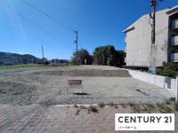 建築条件無！限定2区画！JR手原駅徒歩8分！更地！フレンドマート徒歩1分！お好きなハウスメーカー、工務店で建築できます！