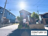 2025年8月リノベーション完了！駐車4台可！敷地52.6坪！前道ゆったり約6ｍ！区画整う閑静な住宅地です！