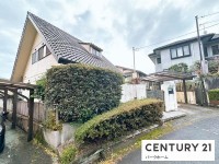 敷地ゆったり72.62坪！鉄骨造2階建！主要採光面 南向き！東西二方道路に面しています！