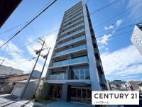 築浅マンション！JR大津駅徒歩8分！ペット飼育可！居室天井高2650cmで開放的！屋上より琵琶湖花火大会鑑賞可能！