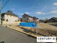 建築条件付！全3区画分譲地！前道広々！周辺利便施設が充実！プランニングしやすい整形地！