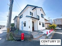 JR草津駅歩19分！角地！玄関吹抜で開放感のあるエントランス！
2025年6月リフォーム済　屋根・外壁塗装・防蟻処理・水回り設備交換・クロス張替　等