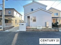 2025年11月 内外装フルリノベーション！駐車3台可！全居室6帖以上＆2面採光！買い物施設近く生活至便！