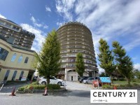 バルコニーより琵琶湖眺望！ペット飼育可！2021年06月室内リフォーム済！
セカンドハウスとしてご利用です！琵琶湖に隣接したリゾートマンション
