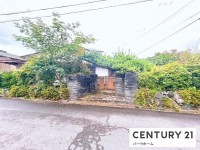 駐車2台可！角地！敷地約100坪！７ＤＫ＋納戸！全居室6帖以上！建て替え用地としても◎