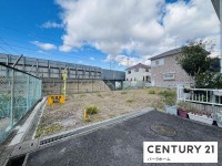 滋賀県草津市を中心とした不動産売買のセンチュリー21 パークホーム｜スタッフのオススメ物件や、オープンハウス・現地説明会など最新情報をお届け 建築条件無！有効宅地56.9坪！更地！
お好きなハウスメーカー・工務店で建築できます
