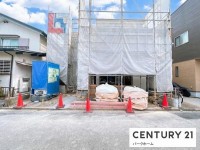 ＺＥＨ水準省エネ住宅！駐車2台可！ゆとりのエントランスクローゼット！前道、間口が広く駐車楽々！