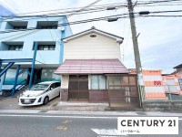 滋賀県草津市を中心とした不動産売買のセンチュリー21 パークホーム｜スタッフのオススメ物件や、オープンハウス・現地説明会など最新情報をお届け 日当たり良好！閑静な住宅地！赤野井守山線に面す！
周辺環境も充実！生活利便施設が整っています


