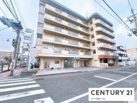 令和7年12月リフォーム！京阪島ノ関駅歩1分！南東向き！日当たり良好！
