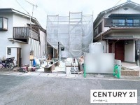 JR石山駅歩20分！駐車3台可！食洗機、浴室乾燥等設備充実！小学校、買い物施設等近く生活至便！
