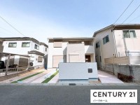 長期優良住宅！駐車2台可！オール電化！制振装置付き！太陽光発電5.6kW＆蓄電池7.4KW搭載！耐震等級3取得！