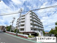 JR膳所駅徒歩16分！オートロック！7階建ての4階部分！２間続きの和室！カウンターキッチン！