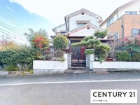 敷地60.69坪！全居室6帖以上の6ＤＫ！北東北西角地！ガレージ1台分！閑静な住宅地！