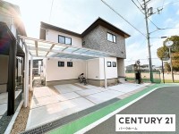 滋賀県草津市を中心とした不動産売買のセンチュリー21 パークホーム｜スタッフのオススメ物件や、オープンハウス・現地説明会など最新情報をお届け JR南草津駅徒歩9分！駐車2台可！長期優良住宅！2025年2月築の美邸！4SLDK！南側西側は公園で日当たり風通し良好！広いお庭！小学校やスーパー徒歩圏内！