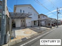 滋賀県草津市を中心とした不動産売買のセンチュリー21 パークホーム｜スタッフのオススメ物件や、オープンハウス・現地説明会など最新情報をお届け 駐車3台可！アイ工務店の家！オール電化！熱交換換気システム！長期優良住宅仕様！
省令準耐火仕様！制振装置付！