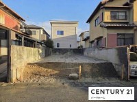 滋賀県草津市を中心とした不動産売買のセンチュリー21 パークホーム｜スタッフのオススメ物件や、オープンハウス・現地説明会など最新情報をお届け 条件無土地！お好きなハウスメーカー・工務店で建築できます！
JR南草津駅歩17分！小学校、公園近く、子育て世代におススメです！





