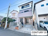 滋賀県草津市を中心とした不動産売買のセンチュリー21 パークホーム｜スタッフのオススメ物件や、オープンハウス・現地説明会など最新情報をお届け 令和7年11月 内外装フルリノベーション完了！JR草津駅徒歩13分！木造3階建て！空室につき即御引き渡し可！