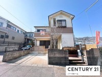 滋賀県草津市を中心とした不動産売買のセンチュリー21 パークホーム｜スタッフのオススメ物件や、オープンハウス・現地説明会など最新情報をお届け 駐車2台可！京阪膳所本町駅17分！角地！広々とした間取りで快適な暮らしを！
浴室乾燥機！2階にトイレ・洗面所有！リフォーム履歴有

