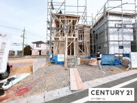 滋賀県草津市を中心とした不動産売買のセンチュリー21 パークホーム｜スタッフのオススメ物件や、オープンハウス・現地説明会など最新情報をお届け 駐車2台可！新規分譲地内！設備・収納充実！関電SOSホームセキュリティ！
