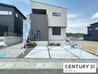 滋賀県草津市を中心とした不動産売買のセンチュリー21 パークホーム｜スタッフのオススメ物件や、オープンハウス・現地説明会など最新情報をお届け 駐車2台可！新規大型分譲地内！オール電化！南向き！関電SOSホームセキュリティ！
