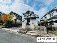 滋賀県草津市を中心とした不動産売買のセンチュリー21 パークホーム｜スタッフのオススメ物件や、オープンハウス・現地説明会など最新情報をお届け 2025年12月 内外装フルリノベーション！お庭付！並列駐車2台可！全居室2面採光！閑静な住宅街！