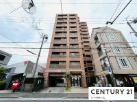 滋賀県草津市を中心とした不動産売買のセンチュリー21 パークホーム｜スタッフのオススメ物件や、オープンハウス・現地説明会など最新情報をお届け 2025年10月リノベーション完成！京阪唐橋前駅歩4分！ペット飼育可！12階部分南向き！陽当たり、通風、眺望良好！
