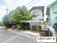 滋賀県草津市を中心とした不動産売買のセンチュリー21 パークホーム｜スタッフのオススメ物件や、オープンハウス・現地説明会など最新情報をお届け 敷地49.89坪！駐車場有！全居室6帖以上！4LDK＋納戸！各階にトイレ有！