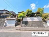 滋賀県草津市を中心とした不動産売買のセンチュリー21 パークホーム｜スタッフのオススメ物件や、オープンハウス・現地説明会など最新情報をお届け 土地62.4坪！堀込ガレージ！南向き！全居室6帖以上！IHクッキングヒーター！