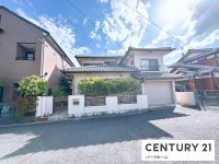 滋賀県草津市を中心とした不動産売買のセンチュリー21 パークホーム｜スタッフのオススメ物件や、オープンハウス・現地説明会など最新情報をお届け 駐車2台可！JR草津駅歩8分！日当たり・採光良好！前面道路に公園隣接！
土地52.66坪！6ＳＬＤＫ
