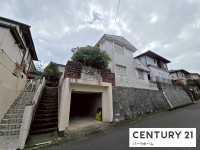 滋賀県草津市を中心とした不動産売買のセンチュリー21 パークホーム｜スタッフのオススメ物件や、オープンハウス・現地説明会など最新情報をお届け 土地49.95坪！全居室6帖以上！5帖の納戸有！玄関吹き抜け！前道6.9ｍ！買いもの施設徒歩圏内で便利！