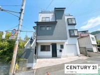滋賀県草津市を中心とした不動産売買のセンチュリー21 パークホーム｜スタッフのオススメ物件や、オープンハウス・現地説明会など最新情報をお届け 2026年4月リノベーション！ＳＲＣ造3階建て！ルーフバルコニーからの琵琶湖眺望！1階は店舗としても◎