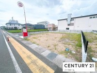 滋賀県草津市を中心とした不動産売買のセンチュリー21 パークホーム｜スタッフのオススメ物件や、オープンハウス・現地説明会など最新情報をお届け 建築条件付！JR手原駅歩10分！子育て世帯が暮らしやすい環境！
教育環境良好で家族にうれしい立地で生活施設が充実した下鈎エリア
