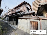 滋賀県草津市を中心とした不動産売買のセンチュリー21 パークホーム｜スタッフのオススメ物件や、オープンハウス・現地説明会など最新情報をお届け JR石山駅徒歩10分！リフォームベースとしてご検討いただけます！投資物件としても◎

