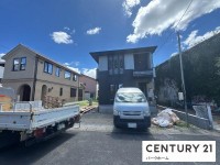 滋賀県草津市を中心とした不動産売買のセンチュリー21 パークホーム｜スタッフのオススメ物件や、オープンハウス・現地説明会など最新情報をお届け 長期優良住宅！耐震等級3！駐車3台可！オール電化！ペニンシュラキッチン！広々南庭！土間収納有り！
