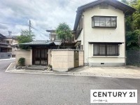 滋賀県草津市を中心とした不動産売買のセンチュリー21 パークホーム｜スタッフのオススメ物件や、オープンハウス・現地説明会など最新情報をお届け 建築条件無！土地68.9坪！解体更地渡し！南向き角地！お好きな建築会社で建築できます！